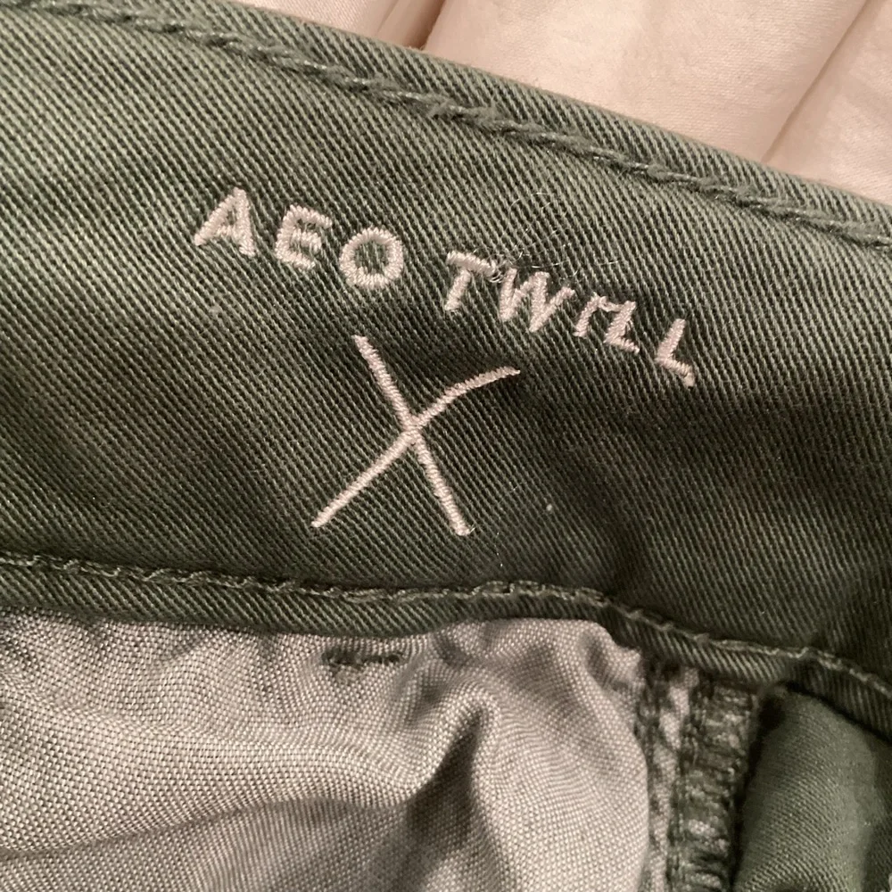 American Eagle Twill Strech Shorts 4 - Picture 6 of 9